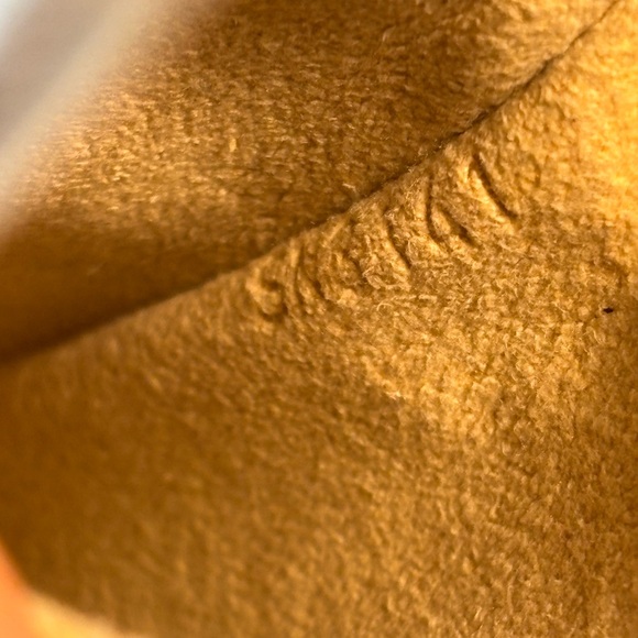 Louis Vuitton Azur Etui Telephone Mm - Picture 13 of 14